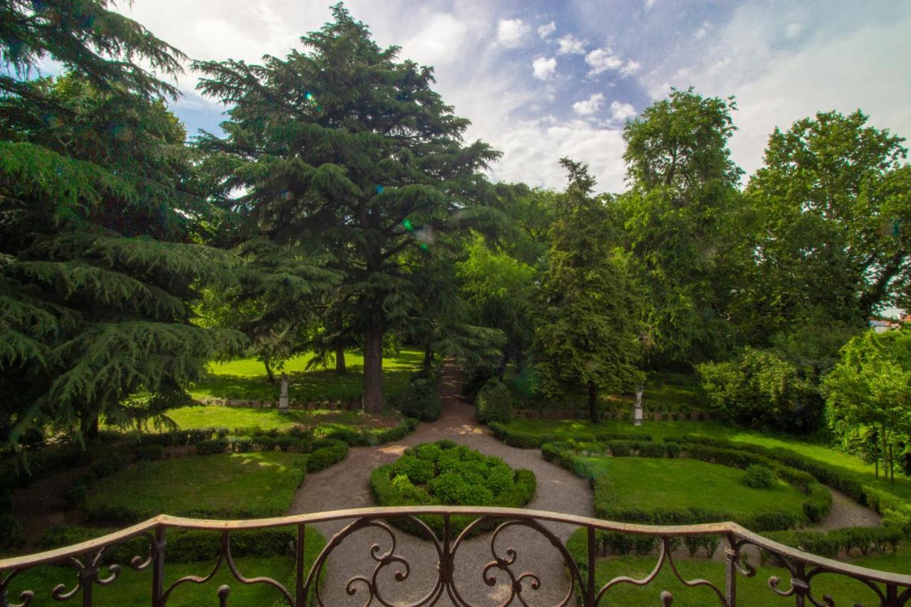 نيرفيانو B & B Villa Dell'Usignolo المظهر الخارجي الصورة